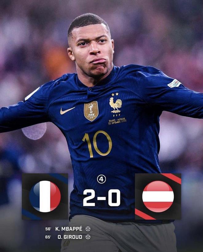 博主：皇马已经至少接触两名教练，但齐达内不会回归