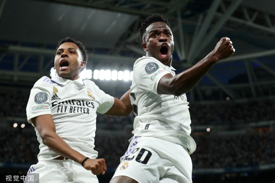 马德兴：邵佳一教练组土洋结合更受青睐，他的海外人脉有帮助