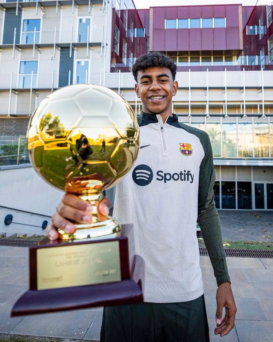 那不勒斯vs亚特兰大：麦克托米奈、霍伊伦首发，卢克曼、德凯特拉雷出战