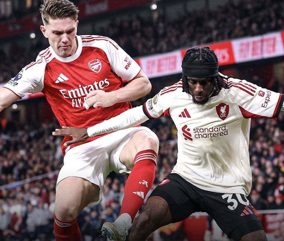 边路推进打满全场