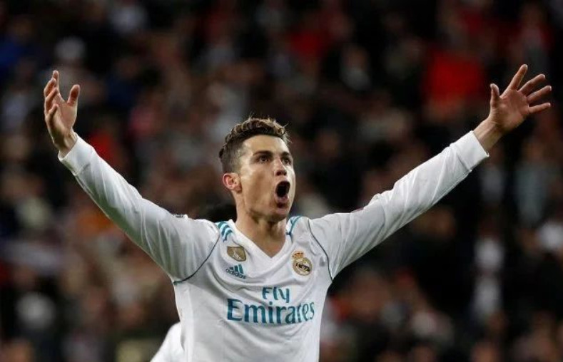 巴萨3比2胜皇马 卫冕西班牙超级杯冠军